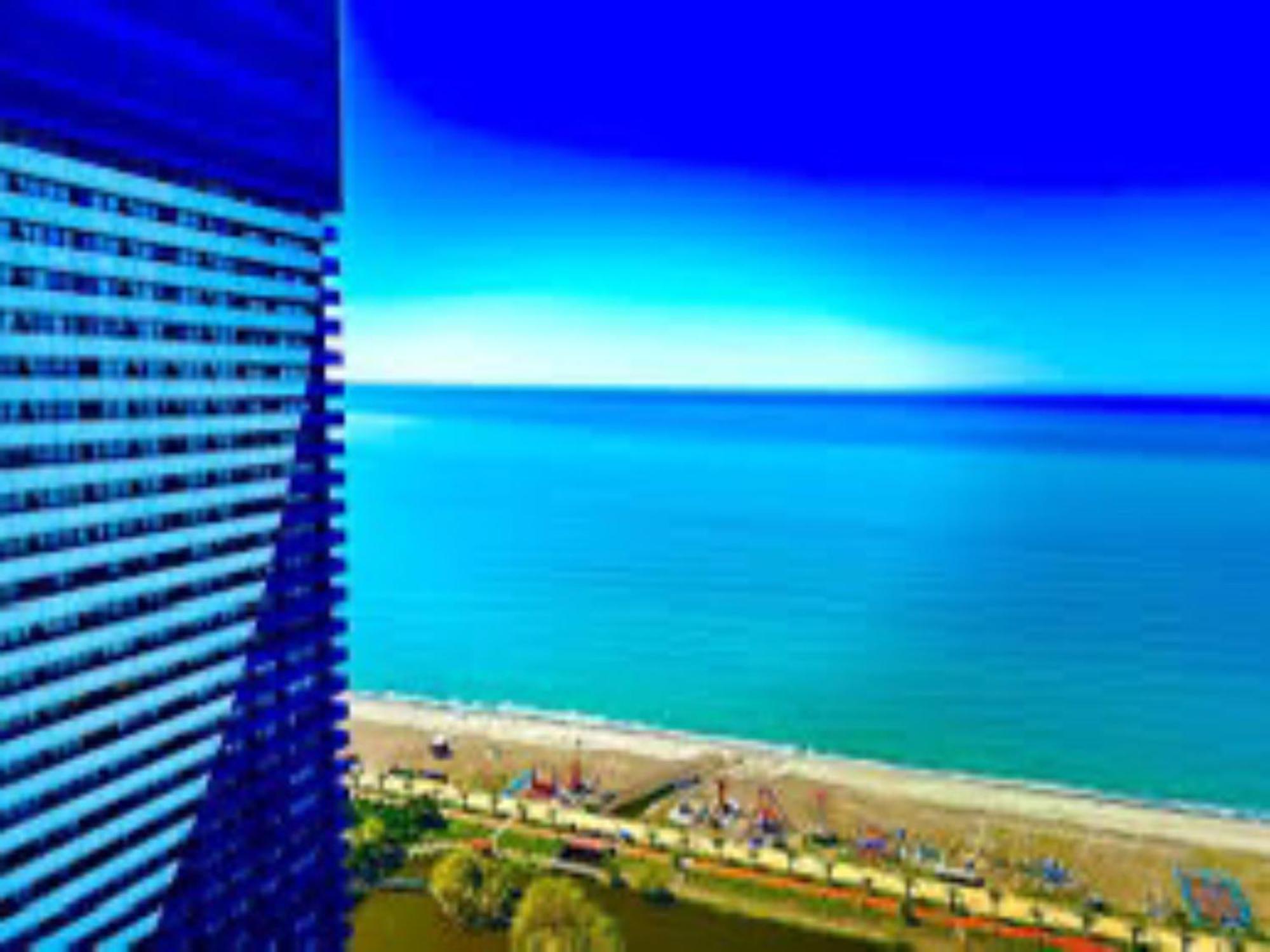 Orbi City Panorama Vip Apartment Батуми Екстериор снимка